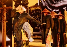 Nón lá, áo dài và hình ảnh rồng thời Lý xuất hiện tại sân khấu Tân binh toàn năng