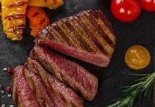 Người đàn ông ngày nào cũng ăn thịt bò, một lần đi khám, bác sĩ thốt lên 'chú đã ăn bao nhiêu vậy?'