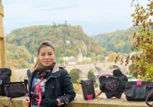 Nữ thiết kế muốn viết lại vị thế thời trang Việt bằng những chiếc túi xách “chuẩn luxury - đậm bản sắc Việt”