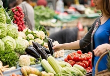 Mẹo khi đi chợ mua thực phẩm nấu ăn: Nếu muốn hời phải biết cách 'nhắm đúng mục tiêu'