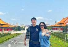 Vợ hơn 6 tuổi, từng 1 lần đò của Huỳnh Anh lên tiếng trước những lời xì xào không hay