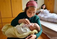 Có mẹ chồng EQ cao là trải nghiệm như thế nào? - Pha 'ứng xử siêu mượt' của những bà mẹ chồng 'xé truyện bước ra'