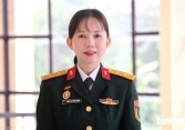Quyết tâm vượt khó của nữ thủ khoa ghi tên vào lịch sử Học viện Kỹ thuật Quân sự