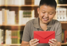 Tuyệt đối đừng cho con đụng vào 3 LOẠI TIỀN này!