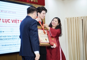 Miệt Cù Lao của NTK Nguyễn Minh Công đạt kỷ lục Việt Nam