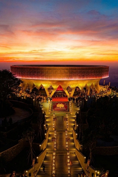 Núi Bà Đen, Tây Ninh tổ chức Lễ an vị Tôn tượng Đức Phật Câu Na Hàm Mâu Ni