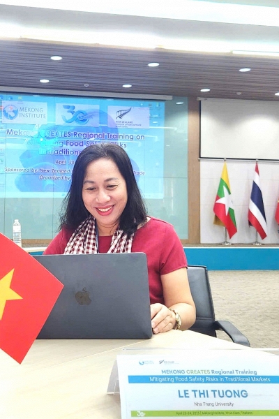 Tiến sĩ Lê Thị Tưởng với trăn trở nâng cao nhận thức an toàn thực phẩm cho học sinh, sinh viên