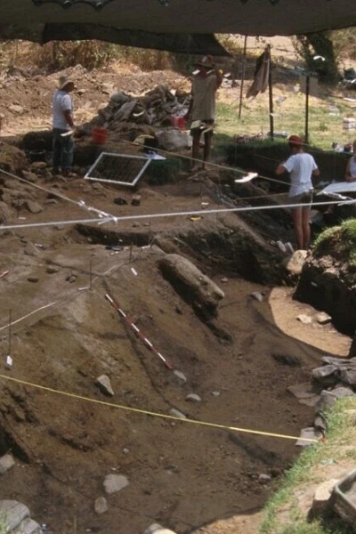 Dấu tích than củi 780.000 năm viết lại hành trình sinh tồn của người tiền sử