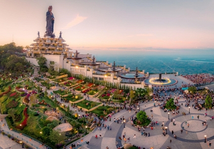 Núi Bà Đen chuẩn bị đón vị khách thứ 5 triệu trong tháng 11