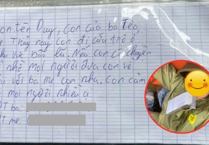 “Con đi cứu trợ ở khu vực bão lũ, nếu có chuyện gì nhờ mọi người đưa con về lại với ba mẹ con nha”
