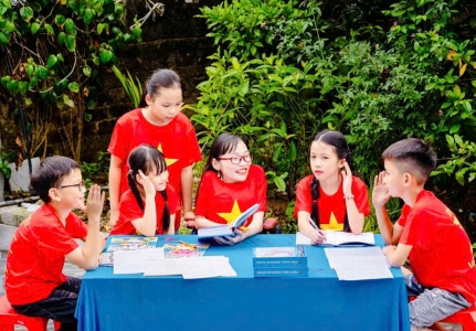 Cô giáo 'xương thủy tinh' Nguyễn Thị Ngọc Tâm: 16 năm dạy học miễn phí với một tấm lòng vàng