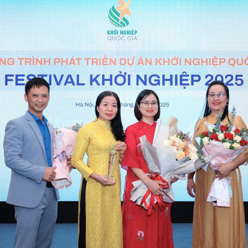 Dự án Trà thảo mộc SAMMAX của nhóm TS Bá Thị Châm đoạt Giải Nhì Khởi nghiệp quốc gia 2025