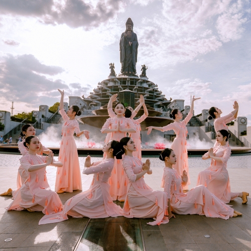 Hé lộ những điểm đến “hot hit” bậc nhất Tết Bính Ngọ này