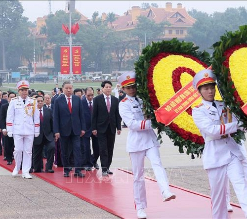 Lãnh đạo Đảng, Nhà nước viếng Chủ tịch Hồ Chí Minh nhân kỷ niệm 96 năm Ngày thành lập Đảng Cộng sản Việt Nam