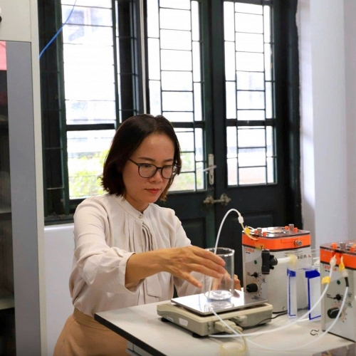 Nữ giáo sư ngành nước và hành trình đưa khoa học ra khỏi phòng thí nghiệm