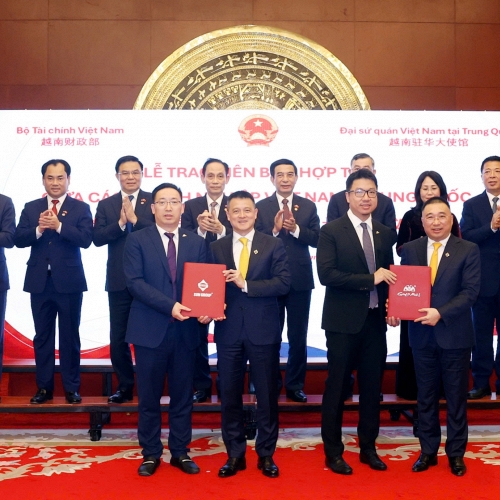 Sun Group ký kết biên bản ghi nhớ hợp tác với “ông lớn” thiết kế nội thất của Trung Quốc