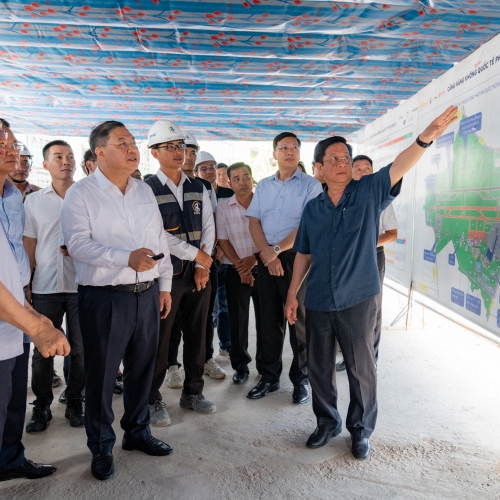 Phó Thủ tướng yêu cầu tháo gỡ các điểm nghẽn cho các công trình APEC