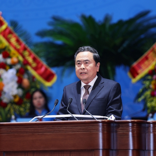 Chủ tịch Quốc hội: Phụ nữ phải trở thành chủ thể kiến tạo tương lai đất nước