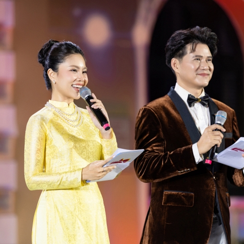 Á hậu Giang Thái kể hành trình trưởng thành cùng TP HCM