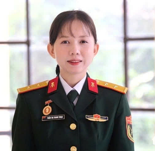  Quyết tâm vượt khó của nữ thủ khoa ghi tên vào lịch sử Học viện Kỹ thuật Quân sự