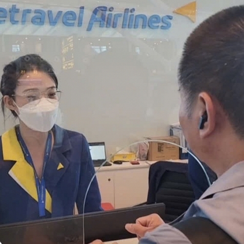 Delay gần 60 tiếng, hành khách phản ánh, Vietravel Airlines nói gì?