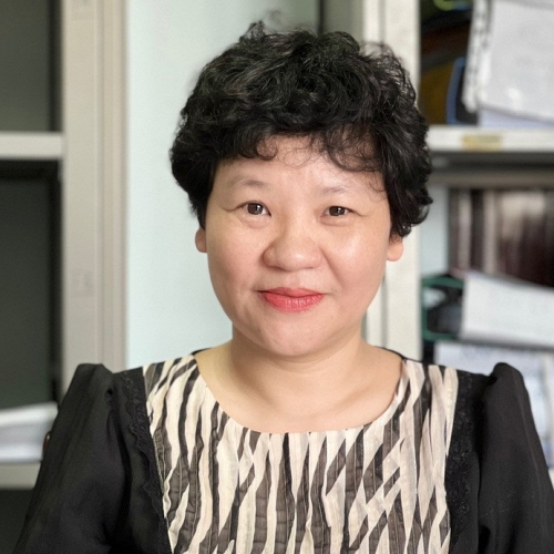 Hành trình bền bỉ của PGS.TS Phạm Thị Vân Anh: Từ bục giảng đến tuyến đầu vaccine