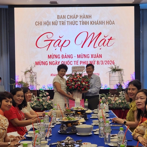 Nữ trí thức Khánh Hòa đẩy mạnh đổi mới sáng tạo, nâng tầm hoạt động khoa học