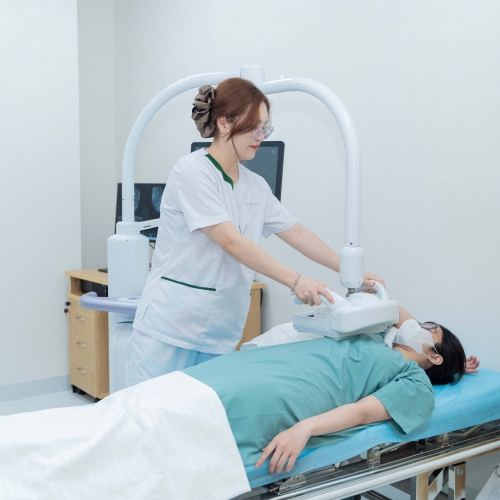 Mục sở thị bộ đôi “cặp mắt vàng” trong tầm soát ung thư vú tại Bệnh viện Vinmec Ocean Park 2