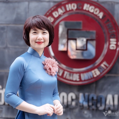 PGS.TS Phạm Thu Hương – Gắn đào tạo với thực tiễn, mở rộng hợp tác quốc tế