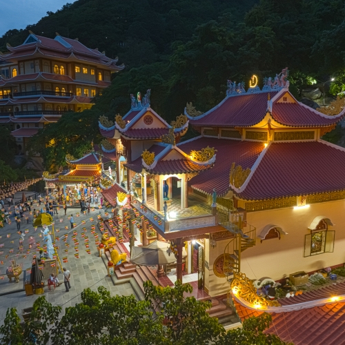 Bà Đen là ai mà người dân Nam bộ tôn thờ, năm nào cũng phải đi bái Bà như một nghi thức?