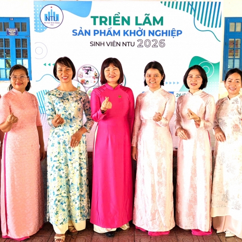 Gần 800 sinh viên tham gia cuộc thi ý tưởng và triển lãm sản phẩm khởi nghiệp