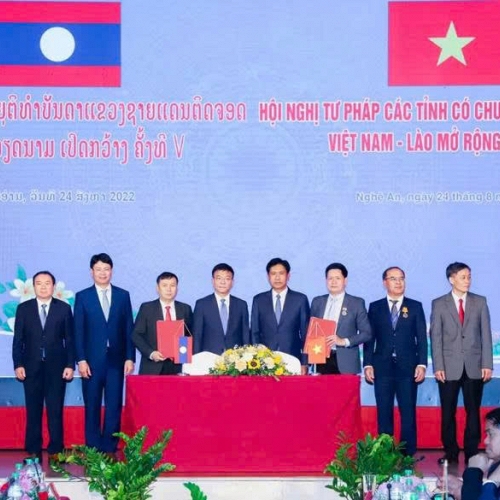 Làm sâu sắc hơn quan hệ hữu nghị vĩ đại Việt Nam - Lào thông qua hợp tác pháp luật và tư pháp