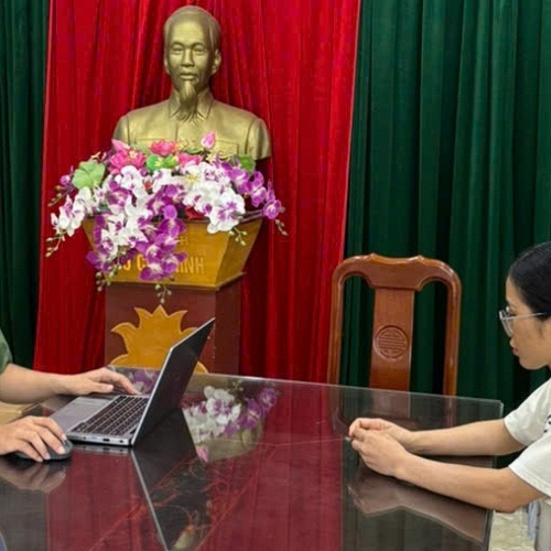 Thi hành Lệnh bắt tạm giam giáo viên Trần Thị Huệ SN 1993