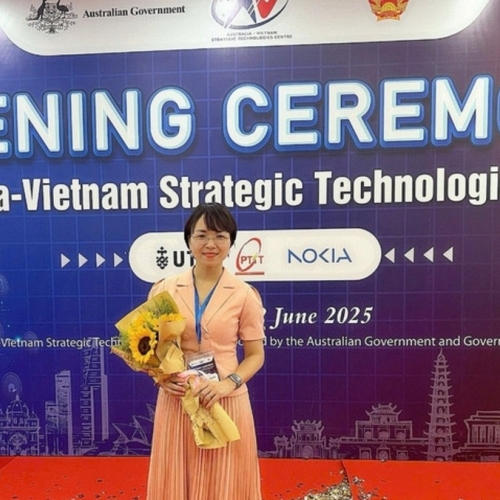 PGS.TS Lê Thị Phương Mai giảm điện năng cho mạng 5G và 6G