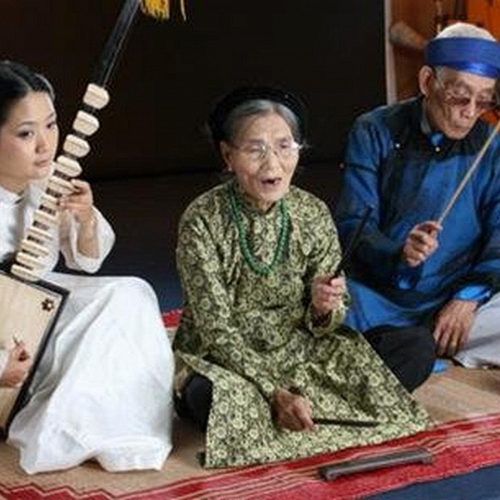 Người giữ nhịp truyền nghề mới cho ca trù giữa lòng Hà Nội