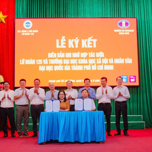 Từ giảng đường đến biển đảo: Bồi đắp tình yêu Tổ quốc qua những “bài học sống động”