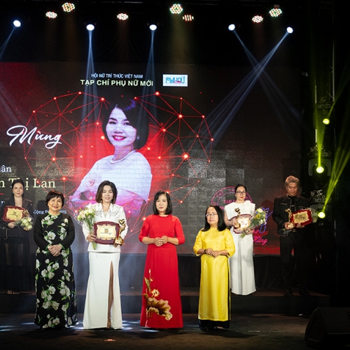 Helen Nguyễn và hành trình mở rộng trái tim để giữ ấm cộng đồng