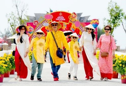 Đón hàng vạn lượt khách trong 10 ngày: Cần Giờ “đổi vai” thành trung tâm sôi động mới của TP.HCM