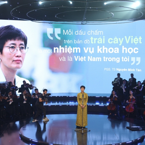  “Khát vọng Hải Đăng” vinh danh PGS.TS Nguyễn Minh Tân