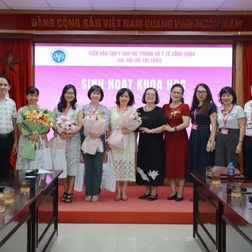 Chi hội Nữ trí thức Viện Đào tạo YHDP-YTCC Trường Đại học Y Hà Nội: Đưa tri thức vào giải quyết những vấn đề của cộng đồng