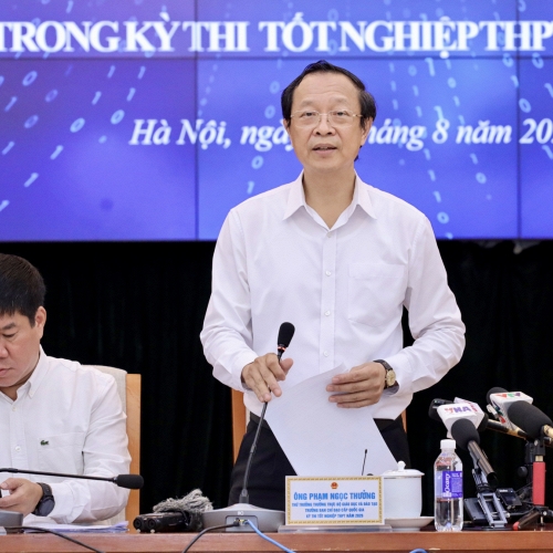Gian lận thi chấn động tại Tuyên Quang: 328 thí sinh tại điểm thi THPT Tuyên Quang phải thi lại