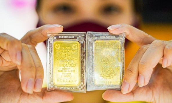 Giá vàng quay đầu giảm