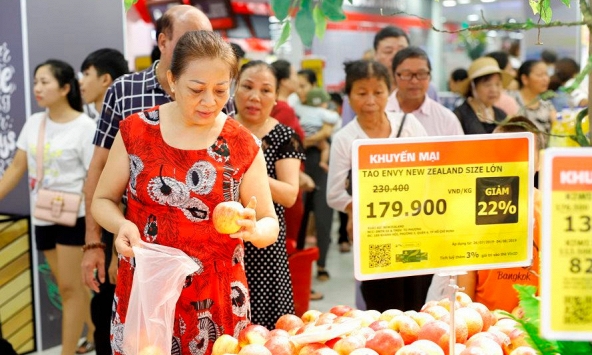 Thực phẩm tươi sống tại các siêu thị ở TP.HCM tiếp tục giảm giá