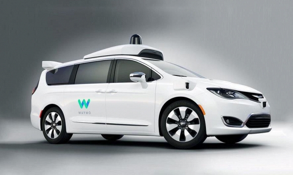 Google đánh giá Tesla 'không có cửa' làm xe tự lái 100%