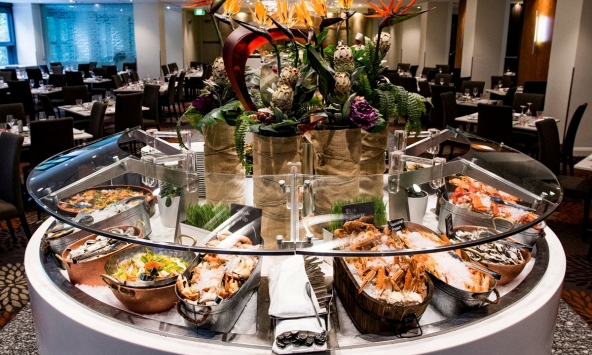 15 nhà hàng mở cửa dịp Tết 2021 tại TP.HCM