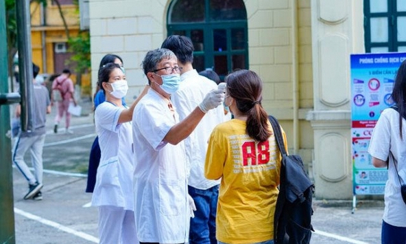 Sở GD-ĐT TP.HCM ra công điện khẩn chống COVID-19