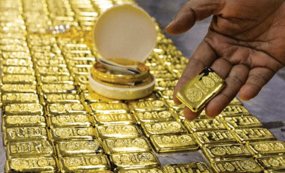 Giá vàng bất ngờ tăng vọt phiên cuối tuần