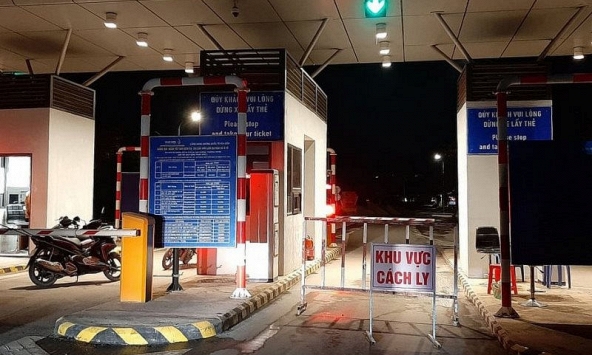 Từ trưa 30/1, Quảng Ninh giãn cách xã hội huyện Vân Đồn, phong tỏa thị trấn Cái Rồng