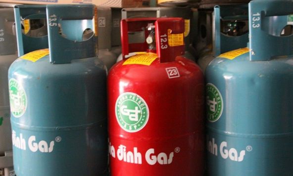 Giá gas tiếp tục lao dốc dù hàng tồn kho dự kiến giảm mạnh