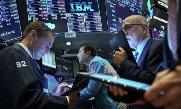 Chứng khoán Mỹ tăng nhẹ, kết thúc một tuần tích cực